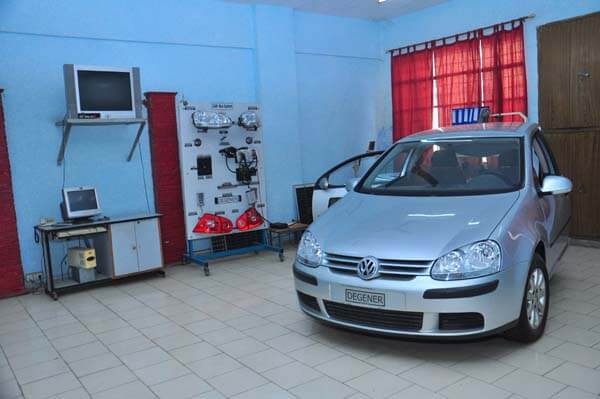 Lingays MTech Mechanical Lab Facilities Part8